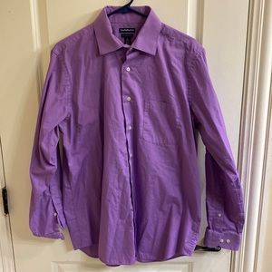 Croft and barrow classic fit men’s dress shirts (3 shirts) - size M